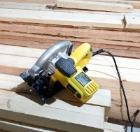 Дисковая пила Stanley SC16 фото №4 — интернет-магазин Desire.md