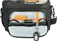 Geanta foto Lowepro Nova 200 AW II Black imaginea #3 — magazin online Desire.md