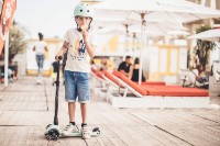 Самокат Scoot and Ride HighwayKick 3 Kiwi LED (96359) фото №3 — интернет-магазин Desire.md